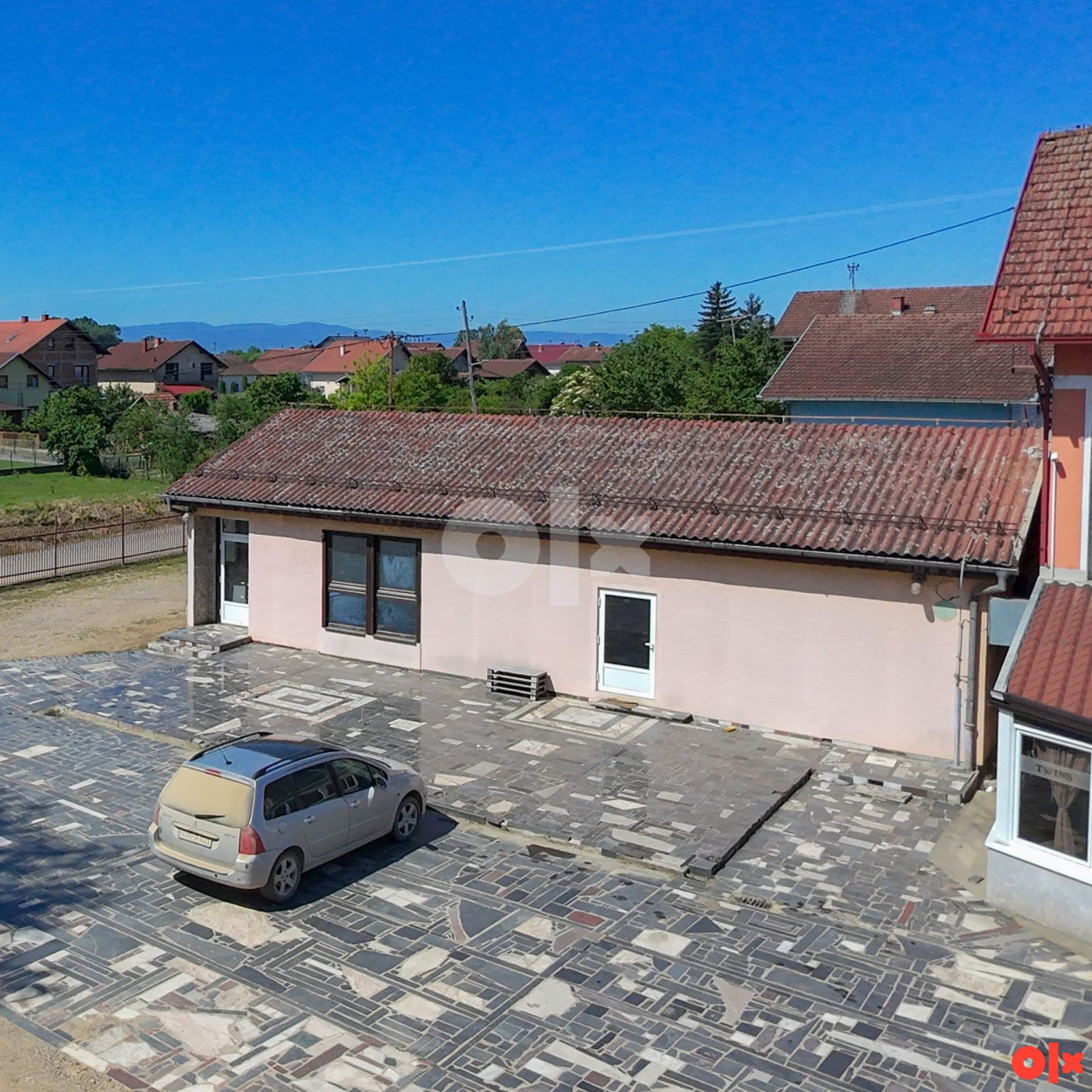 Stambeno-poslovni prostor-Gradiška 13