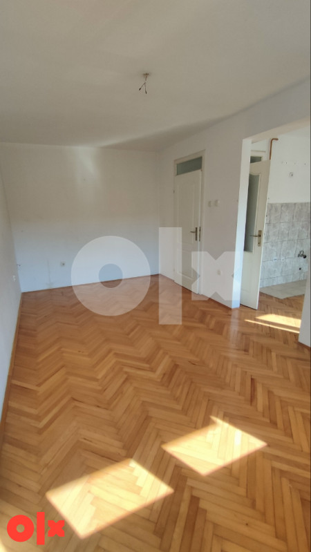 SPASOVDANSKA CENTAR 50,5m2 , 2 BALKONA 1. SPRAT 4