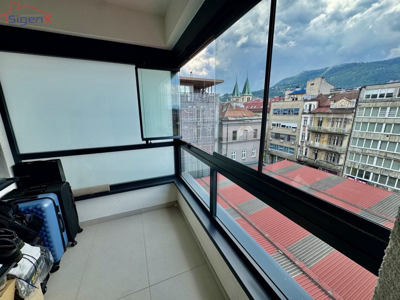 Luksuzno opremljen/Trosoban stan/Garaža/Novogradnja/Centar/101m2 17