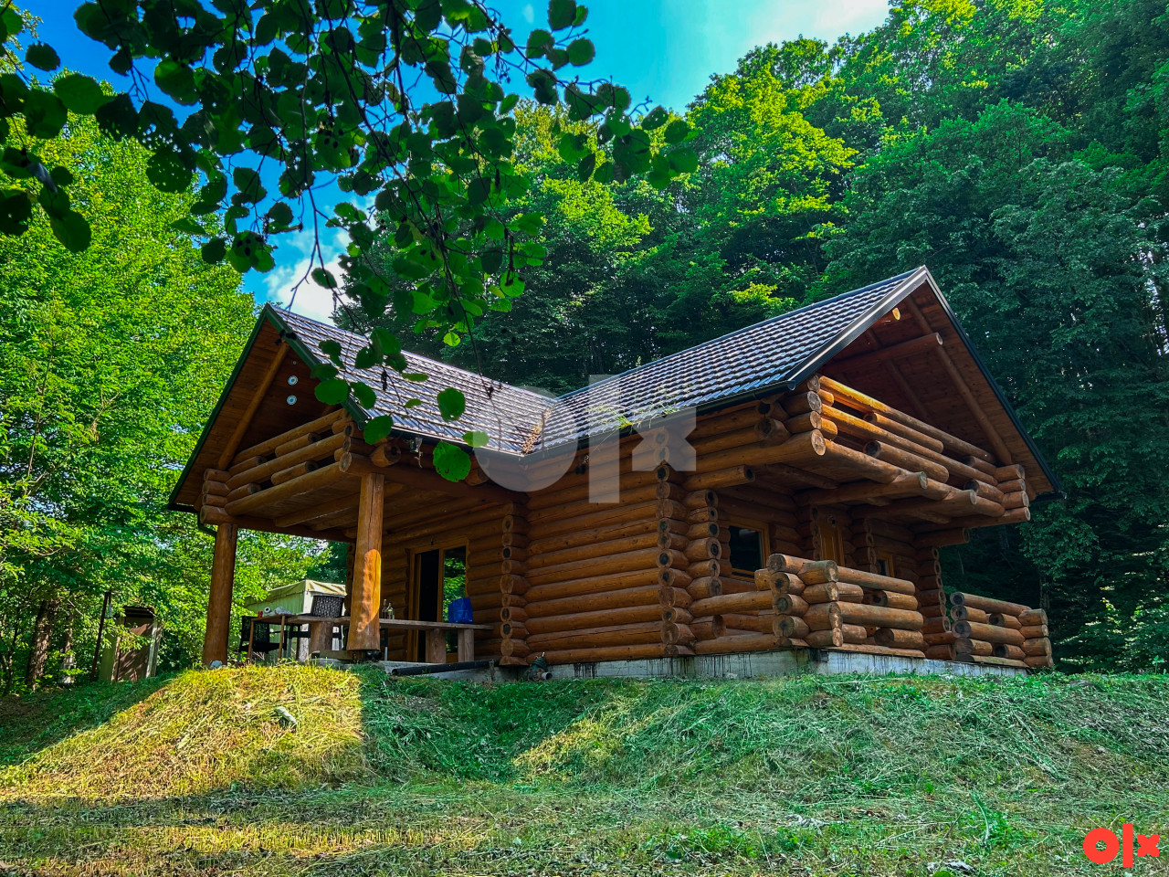 Vikendica / Brvnara sa placem 1.248m2 | Šnjegotina Gornja,Teslić