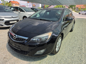 Opel Astra 1.3CDTI 75kW 2011g 5vrata Klima 2 kljuca TOP stanje