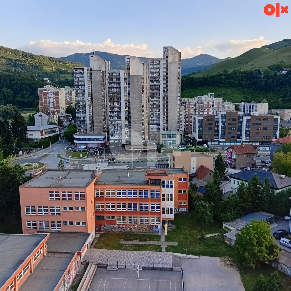 Prodaje se stan u Kineskom zidu