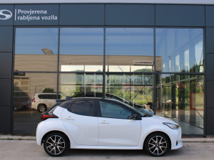 Toyota Yaris 2021