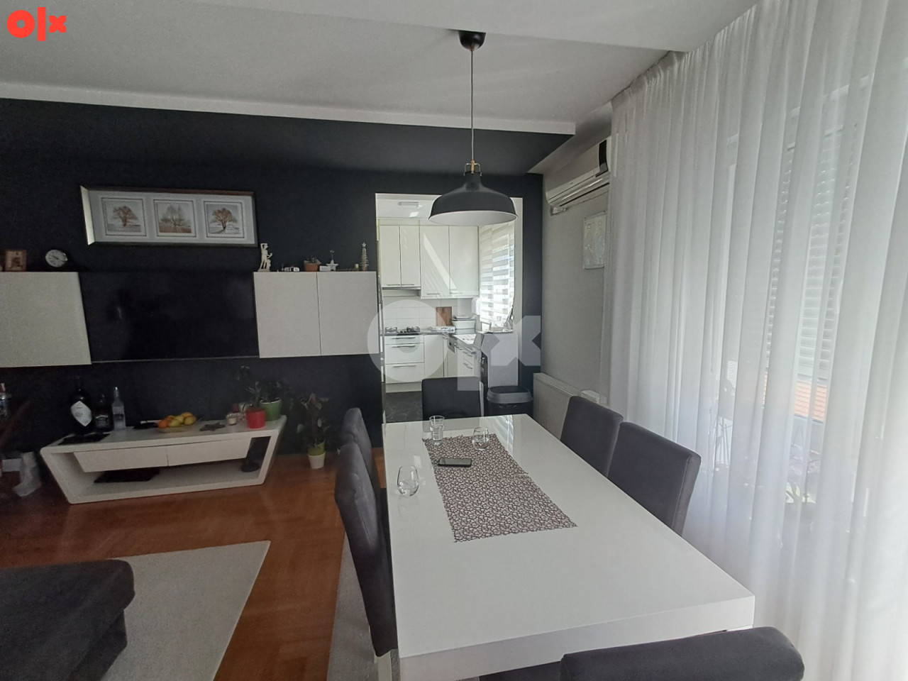 Nov namješten četverosoban stan 90m2  Boška Tošića Starčevica 3