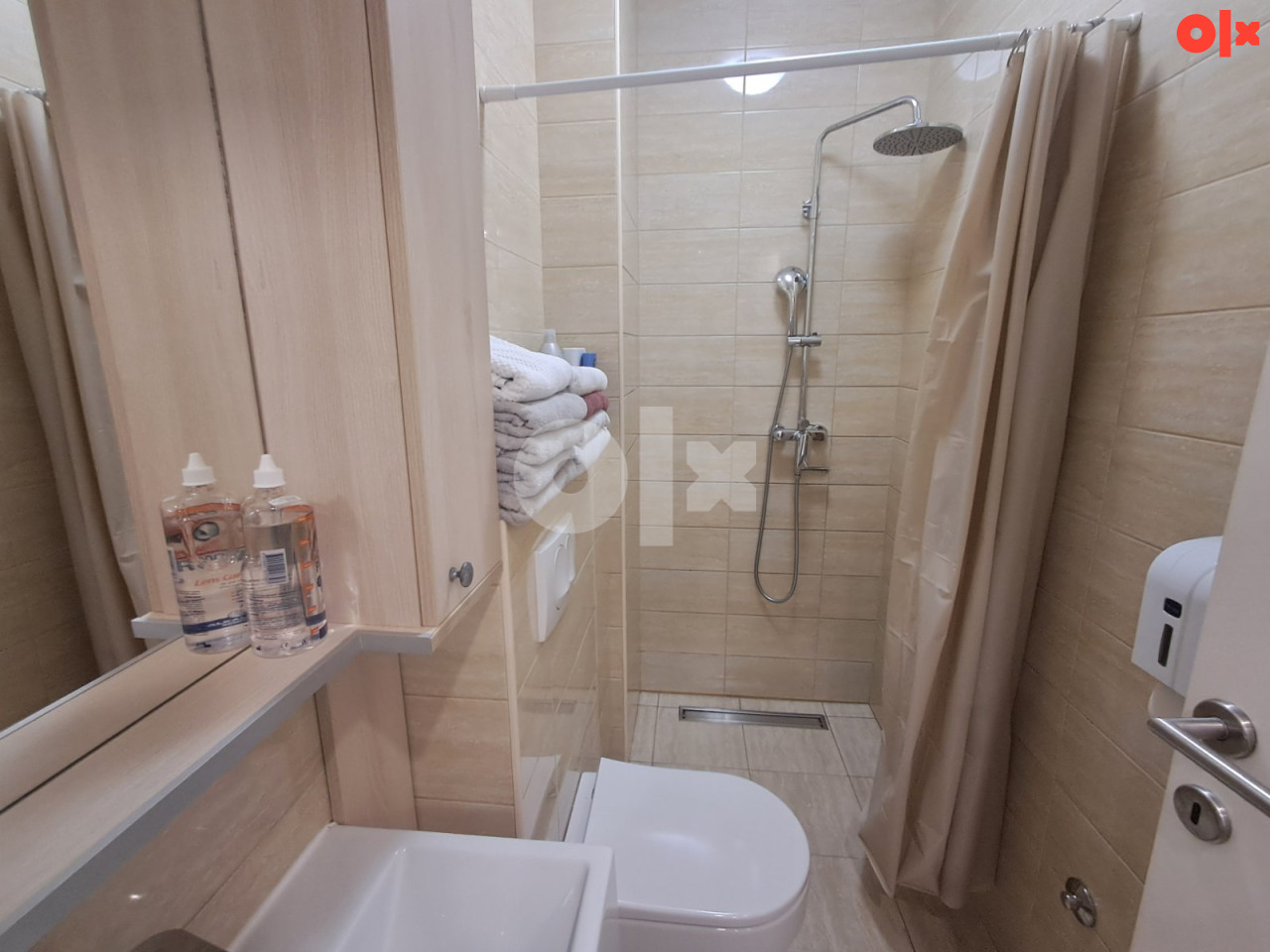 Nov namješten četverosoban stan 90m2  Boška Tošića Starčevica 14