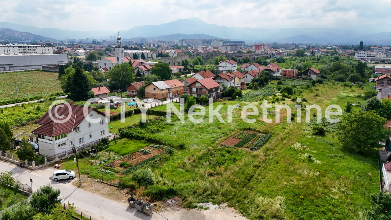 Građevinsko zemljište - Ilidža - Azići - 4406 m2 4