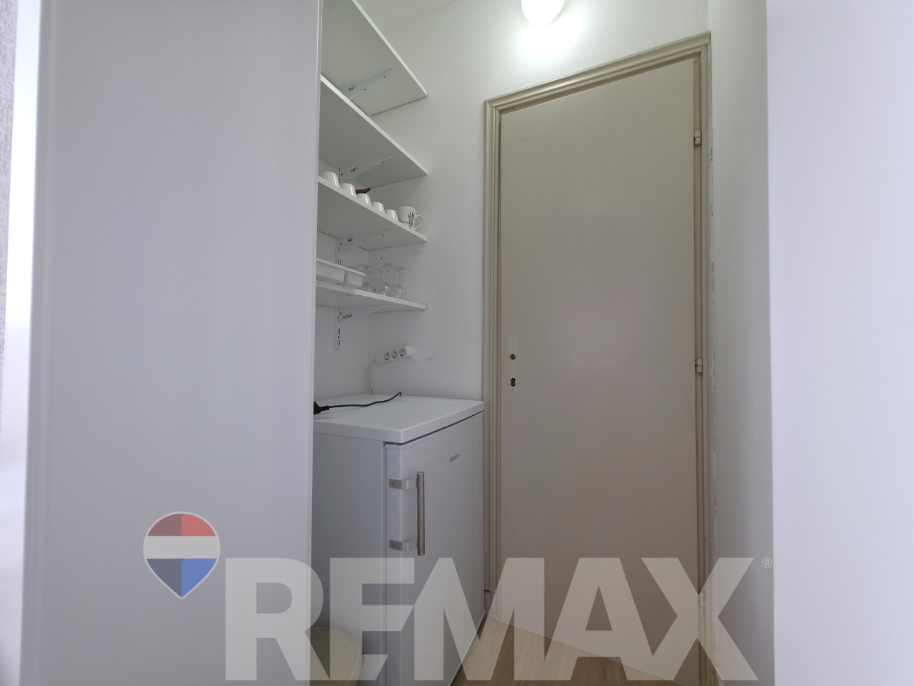Renoviran dvosoban stan | Majke Jugovića | Pet friendly 8