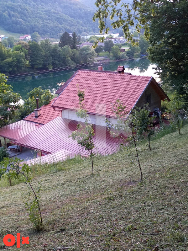 Kuca i imanje kraj Une Bosanska Krupa 9