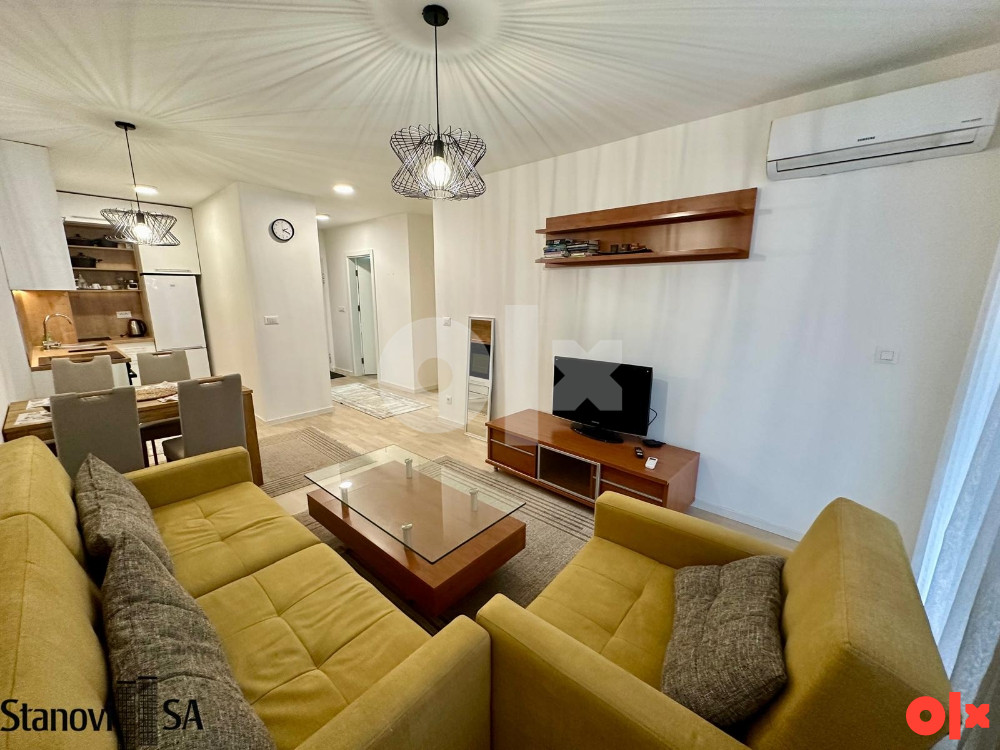 Moderan dvosoban stan 51m2- Dobrinja