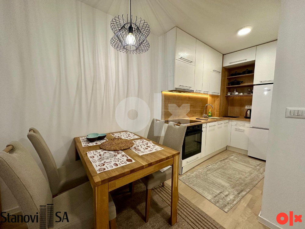Moderan dvosoban stan 51m2- Dobrinja 6