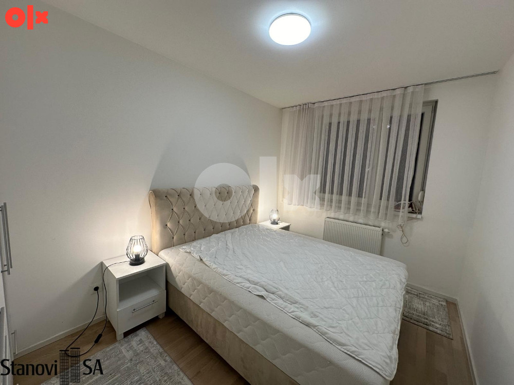Moderan dvosoban stan 51m2- Dobrinja 10