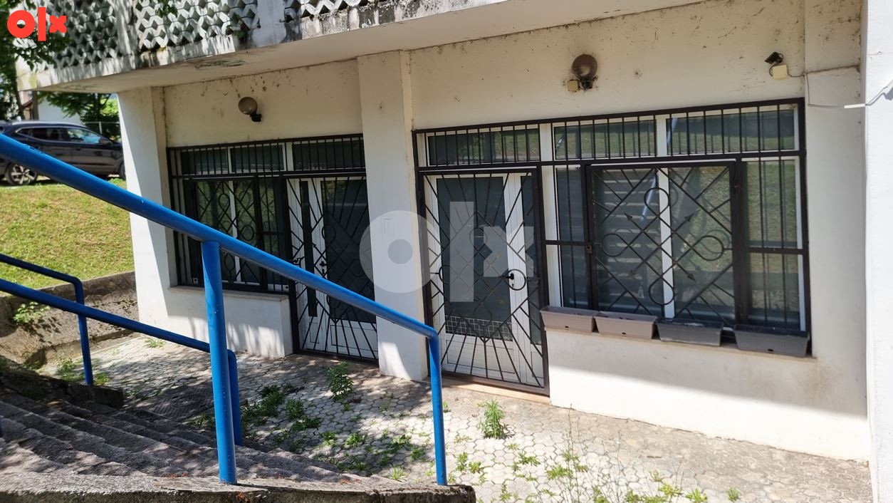 Poslovni prostor Bihać 130m2