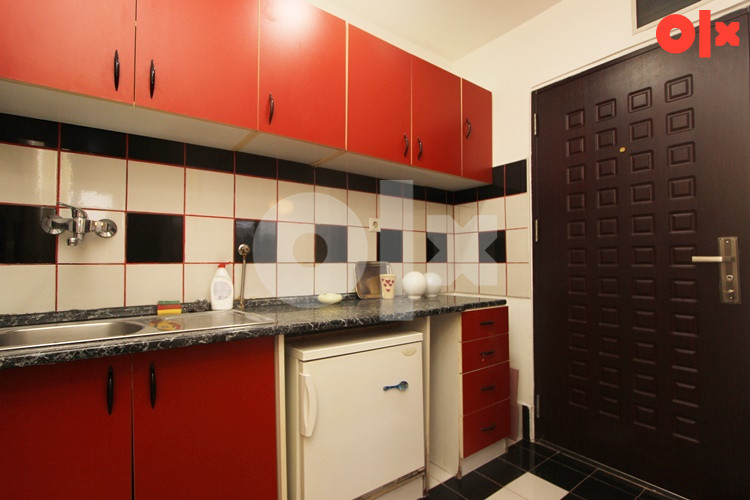 Manji dvosoban stan, Bjelave, Centar 6
