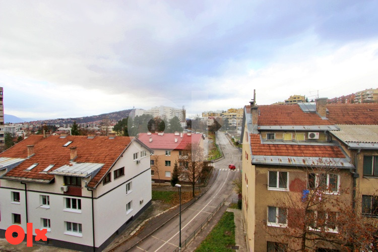 Manji dvosoban stan, Bjelave, Centar 9