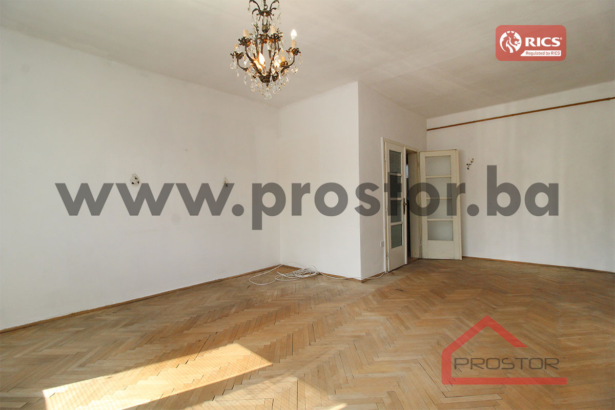 PROSTOR prodaje: Trosoban stan, ul. Radićeva, Centar 9