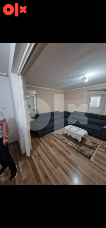 Izdaje se dvosoban stan u Bijeljini 62m2 2
