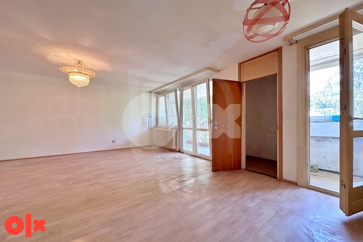 Prostran trosoban stan na odličnoj lokaciji, Lužani, Ilidža 4