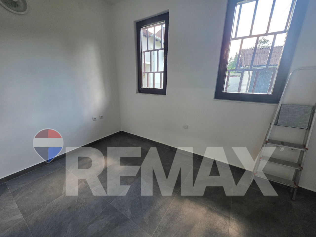 Stambeno poslovni objekat 300m2/ Mejdan- Obilićevo 16
