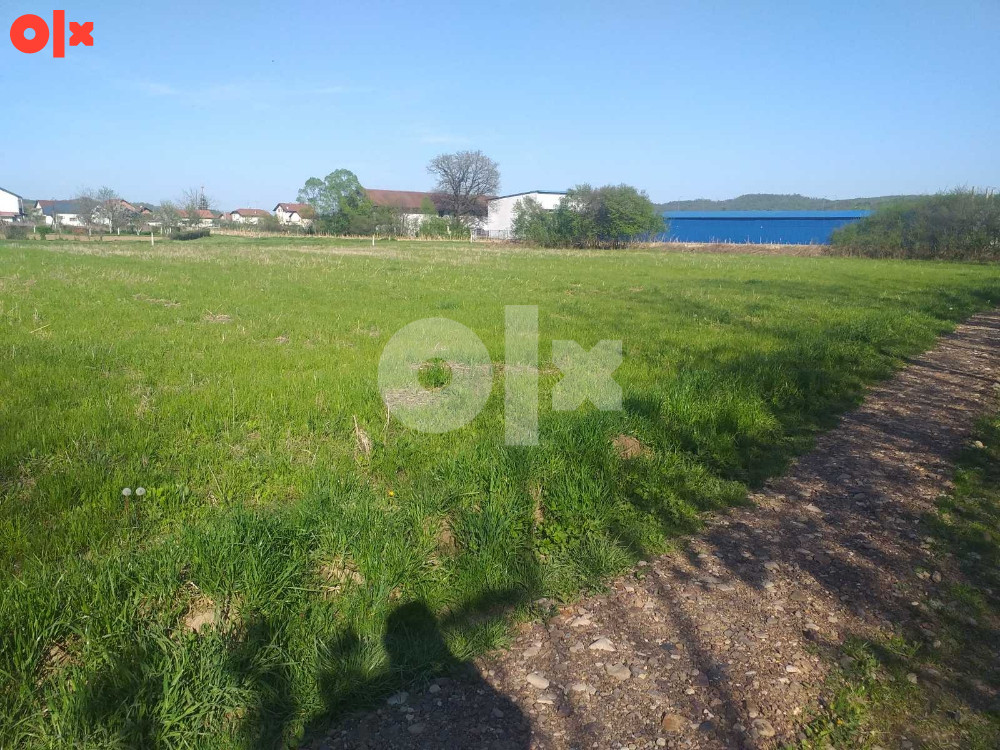 ZEMLJIŠTE-PLAC U GLAMOČANIMA 4200 m2