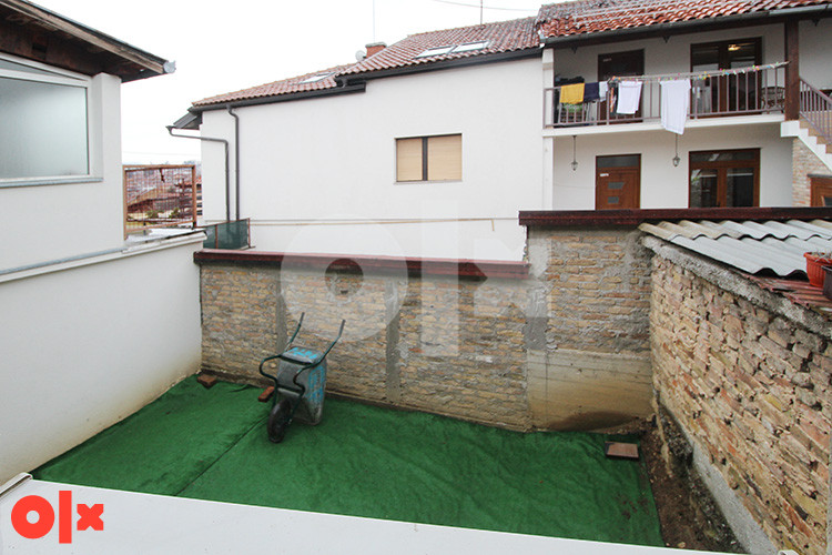 Kuća sa baštom, Stari Grad (Kovači) 10