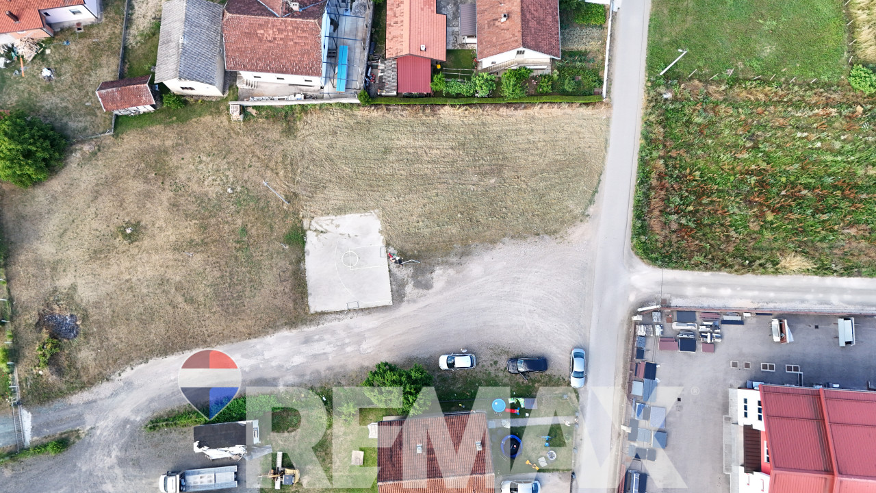 Odličan plac u Trnu | Ravan teren | 1185 m2 5