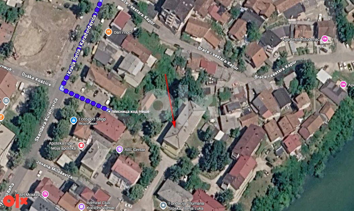 Izdajem garsonjeru 18m2 u zgradi blizu centra 2
