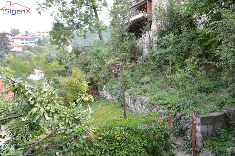 SIGENX prodaje: Alifakovac / Bosanska kuća/ 2 objekta/ 12
