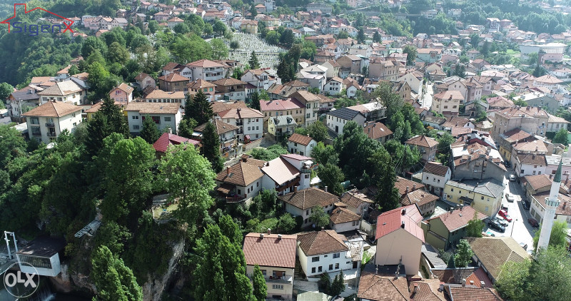 SIGENX prodaje: Alifakovac / Bosanska kuća/ 2 objekta/ 18