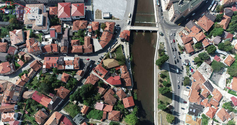 SIGENX prodaje: Alifakovac / Bosanska kuća/ 2 objekta/ 19