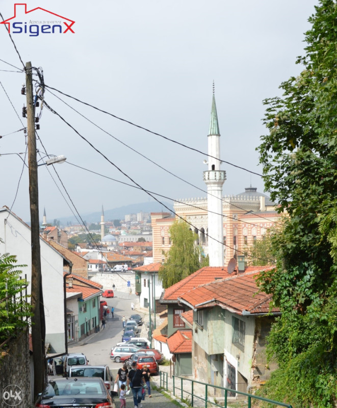 SIGENX prodaje: Alifakovac / Bosanska kuća/ 2 objekta/ 23