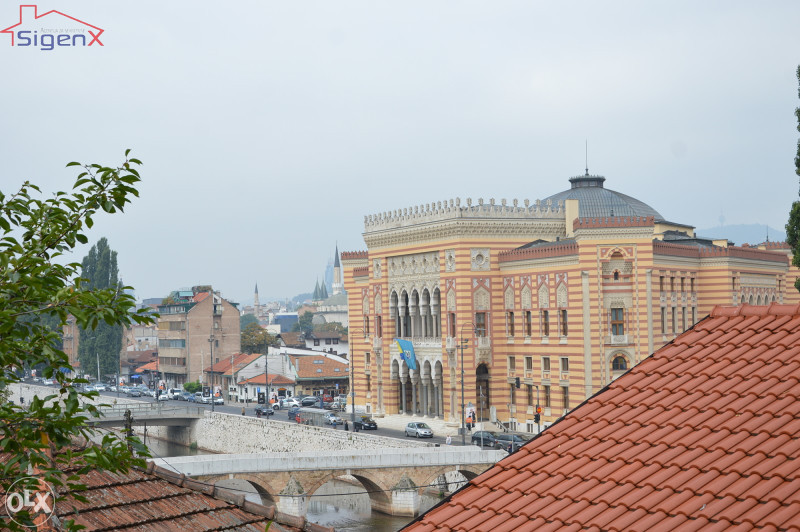 SIGENX prodaje: Alifakovac / Bosanska kuća/ 2 objekta/ 24