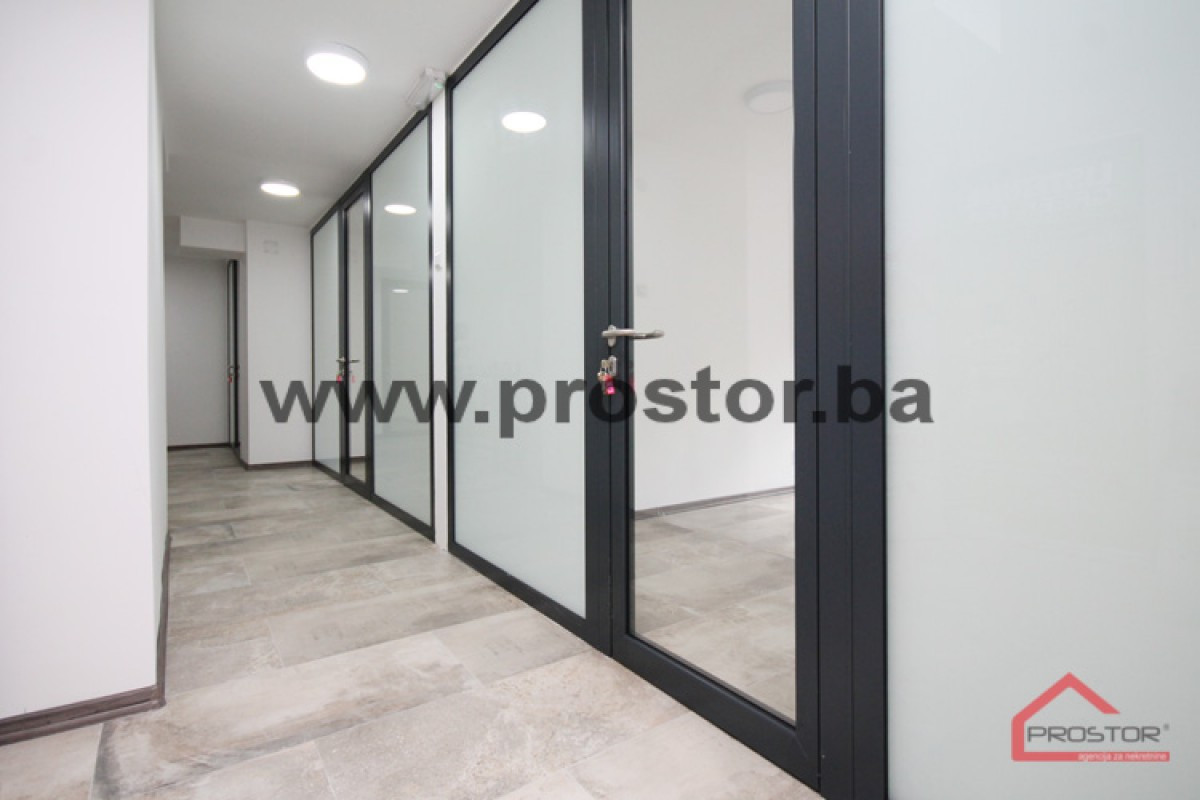 PROSTOR izdaje: Poslovni prostor, Čengić Vila 4
