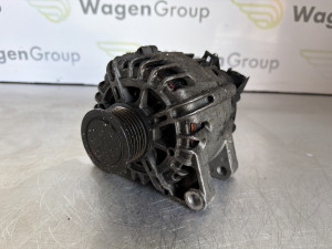 Alternator Volvo C30 (fotografija 1)