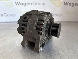 Alternator Volvo C30 (fotografija 2)