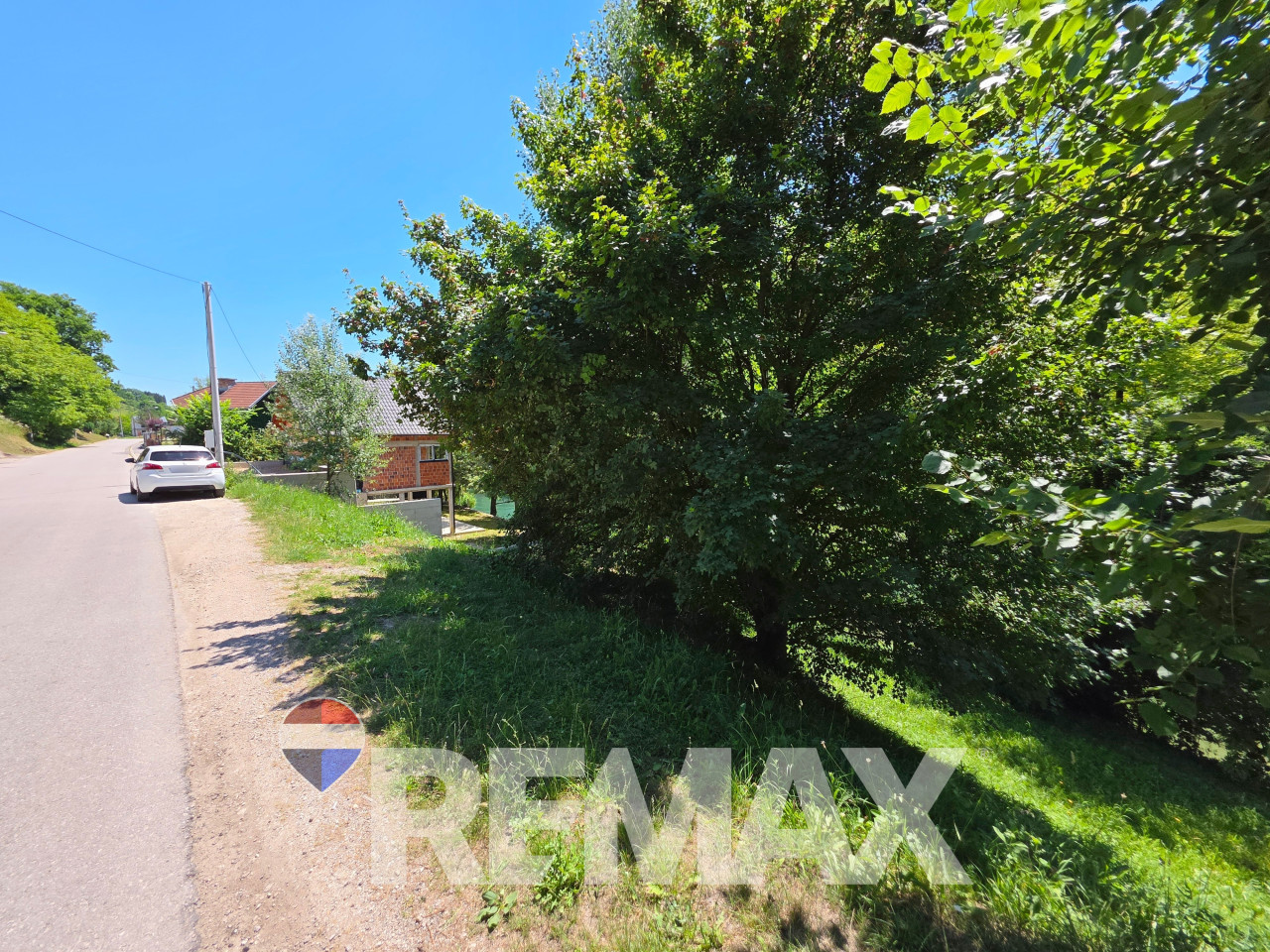 Zemljište 561m2 | na obali Vrbasa | Jagare 13