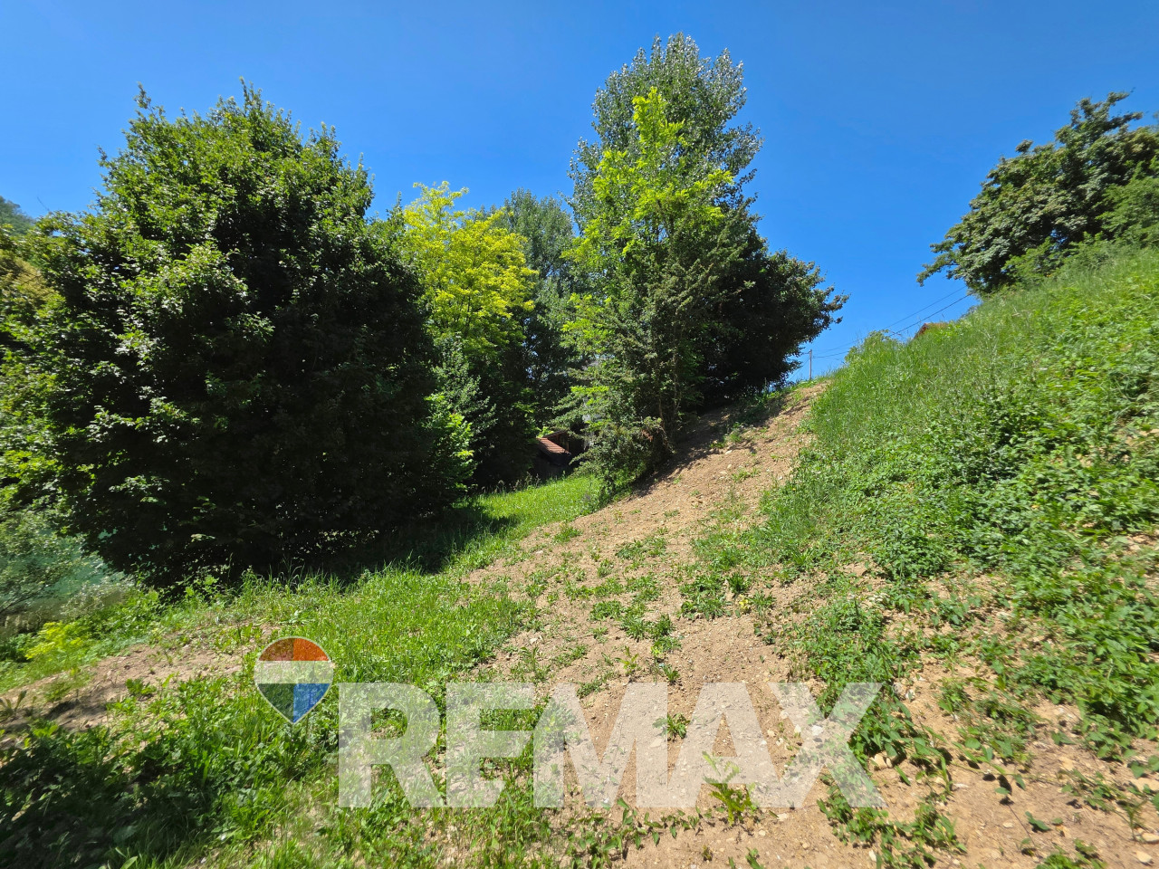 Zemljište 561m2 | na obali Vrbasa | Jagare 18