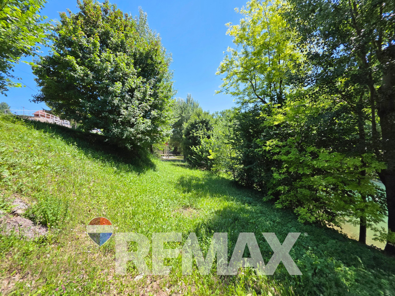 Zemljište 561m2 | na obali Vrbasa | Jagare 20