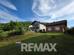 Na prodaju kuća 80m2 | dvorište 419m2 - Kotor Varoš photo 2