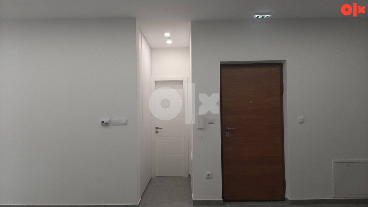 Moderan poslovni prostor u centru Bijeljine 7