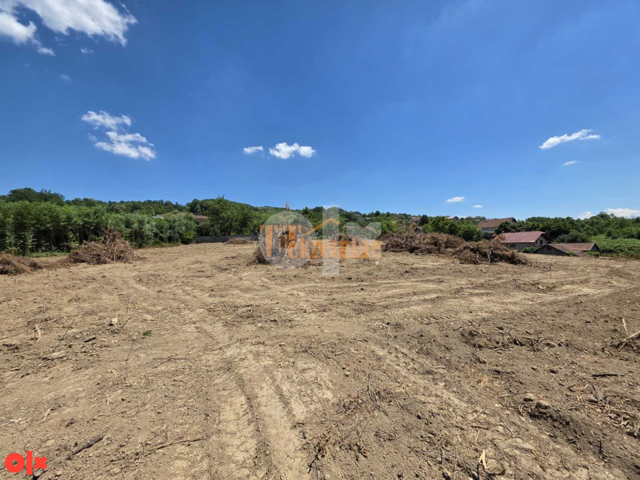 Prodaje se zemljište 5495 m2 - Česma 5