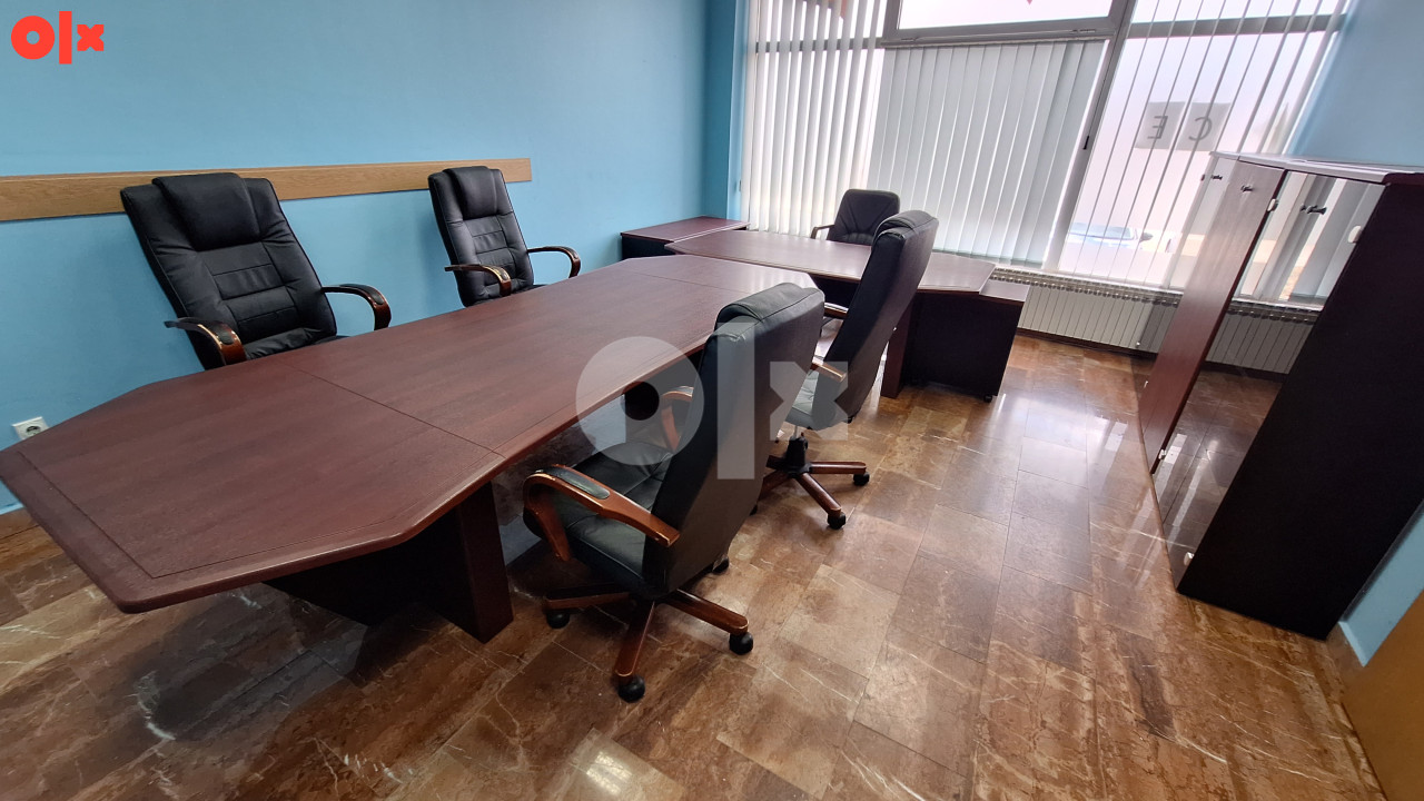Poslovni prostor Pale 85m2 CENTAR