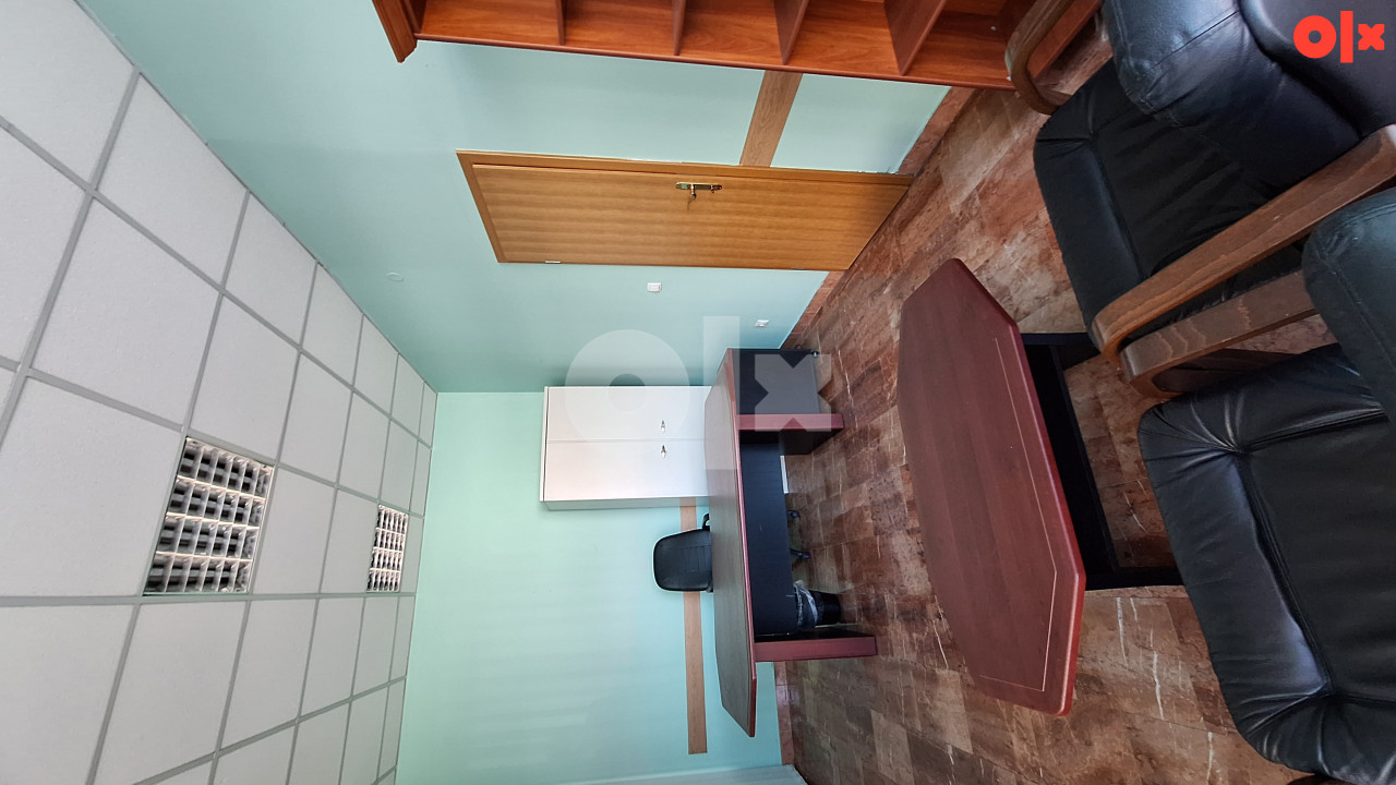 Poslovni prostor Pale 85m2 CENTAR 3