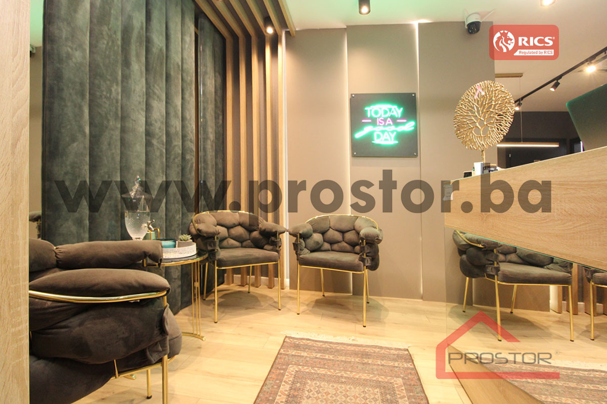 PROSTOR izdaje: Poslovni prostor, 70m2, Jošanička 3