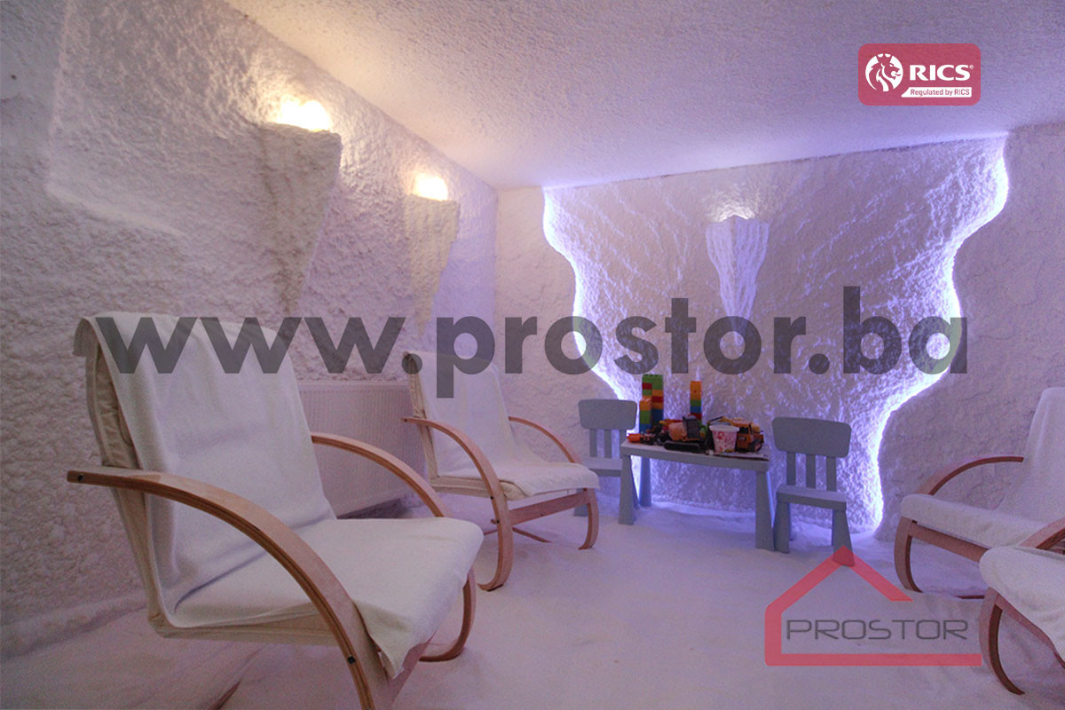 PROSTOR izdaje: Poslovni prostor, 70m2, Jošanička 4