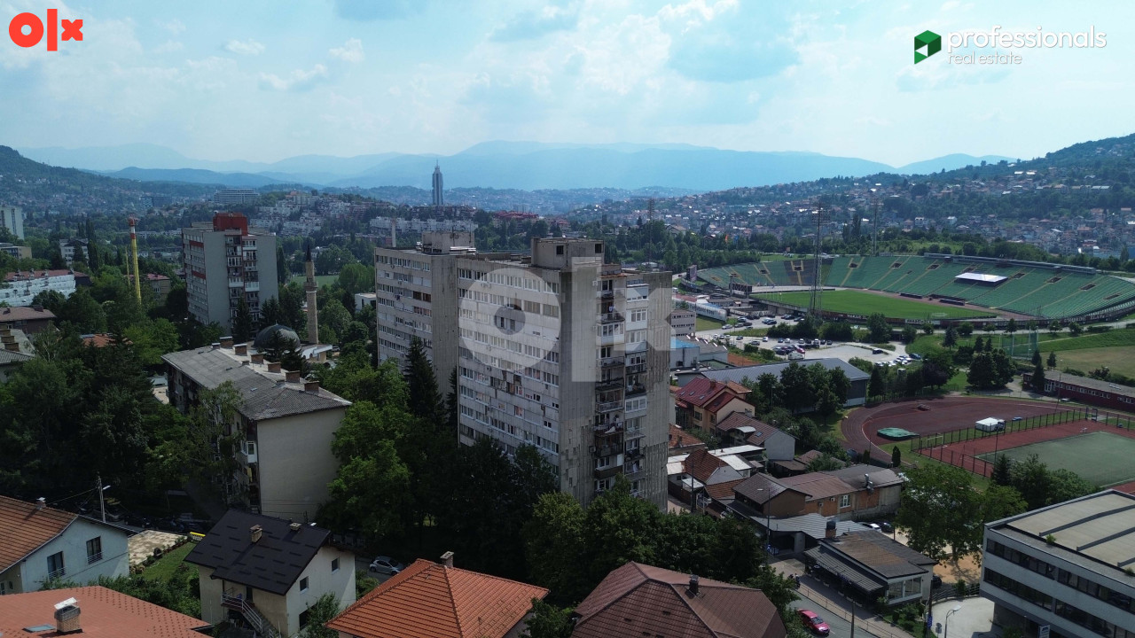 Trosoban stan Sarajevo Centar 75 m2