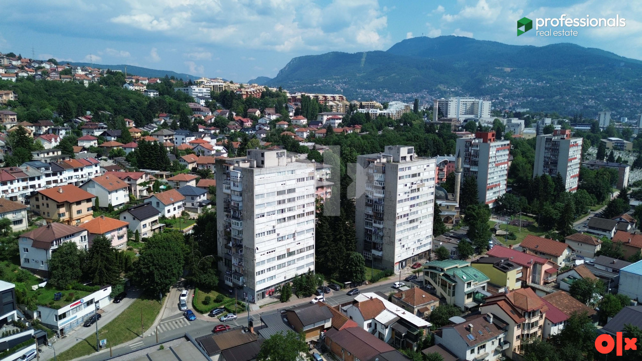 Trosoban stan Sarajevo Centar 75 m2 3