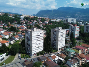Trosoban stan Sarajevo Centar 75 m2