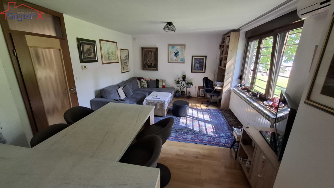 Sigenx prodaje /trosoban stan/adaptiran/namješten/Grbavica/72 m2 4