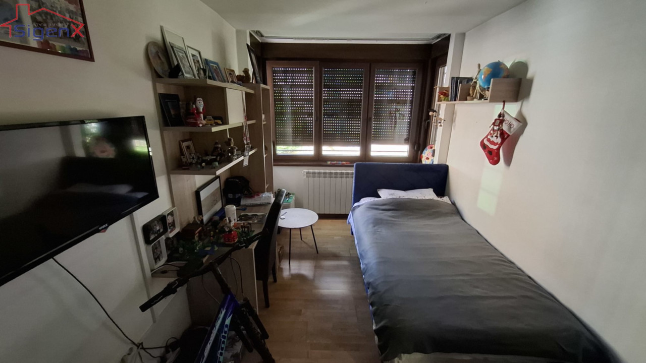 Sigenx prodaje /trosoban stan/adaptiran/namješten/Grbavica/72 m2 13