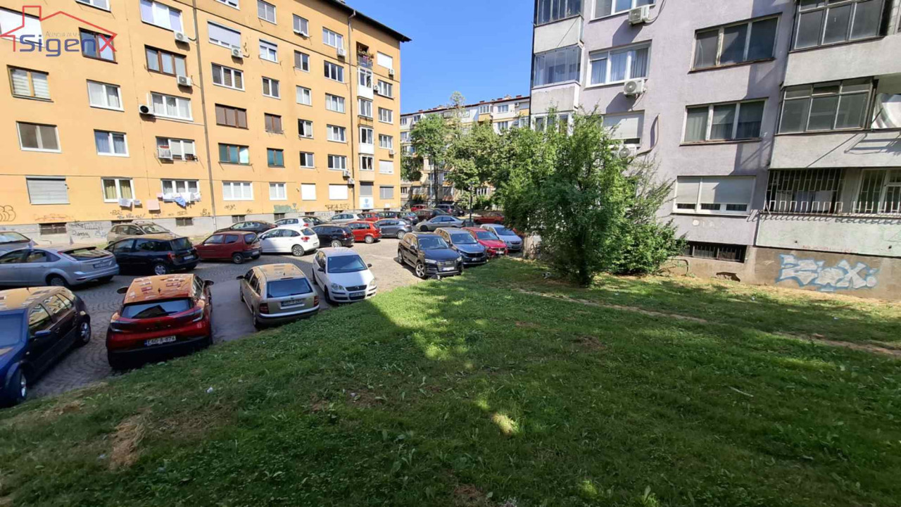 Sigenx prodaje /trosoban stan/adaptiran/namješten/Grbavica/72 m2